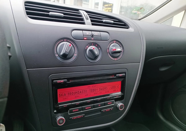 Seat Leon cena 14500 przebieg: 259897, rok produkcji 2011 z Sobótka małe 232